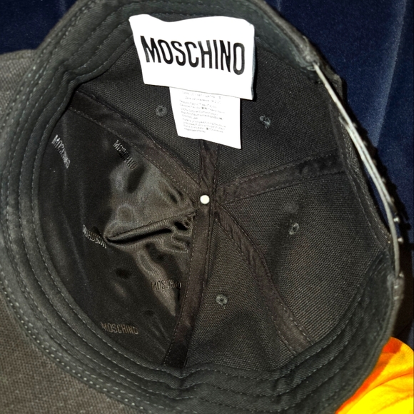 MoschinoMen's Flat Brim Logo Baseball Hat - Picture 3 of 4